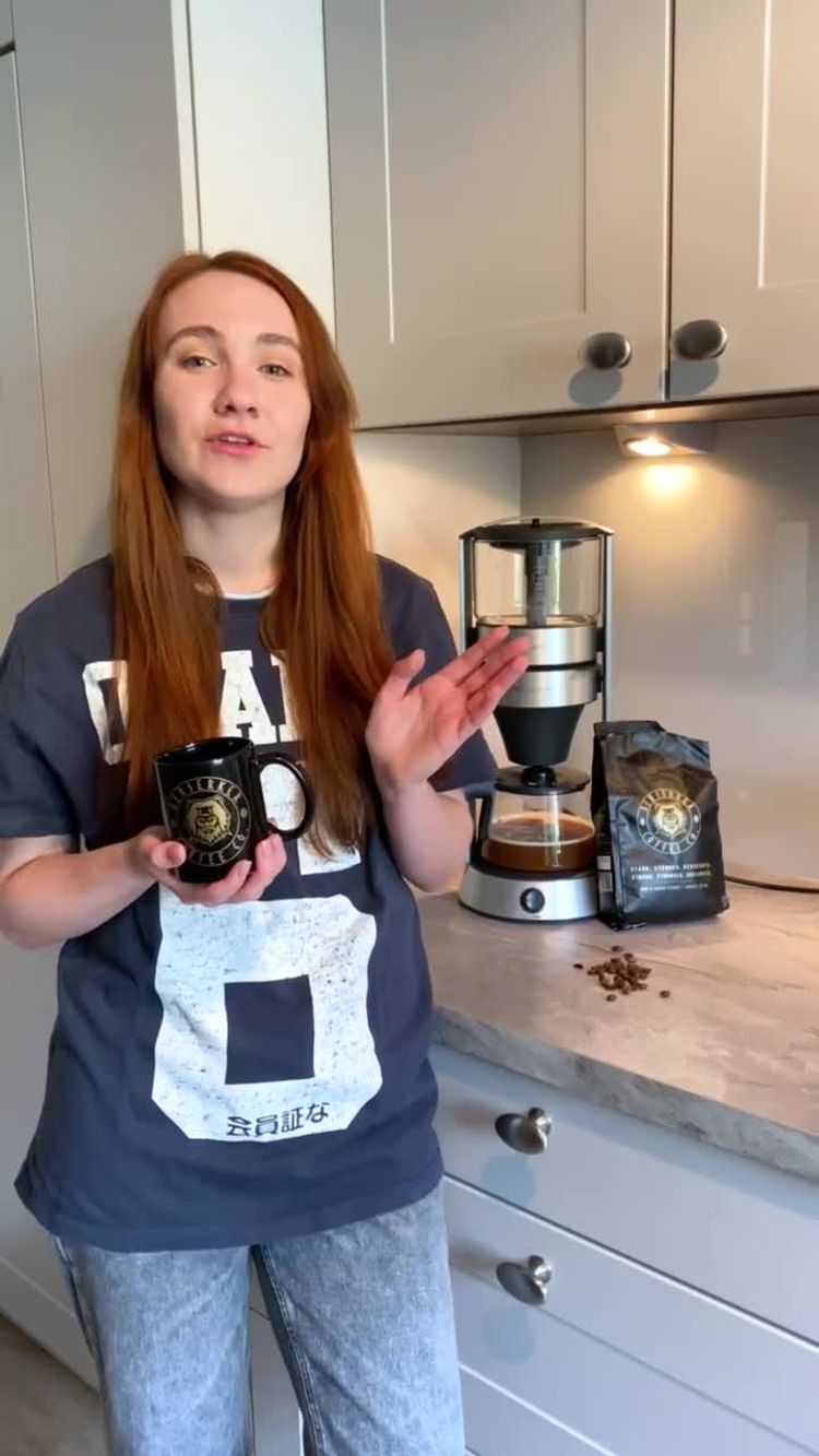 Lebensmittel & Getränke Video von Nadiia für Berserker Coffee