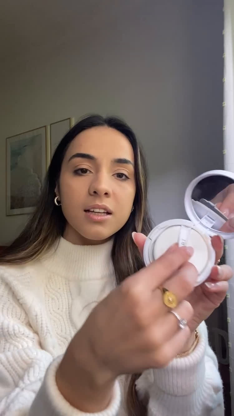 Cosméticos Vídeo de Daniela para Lava Art Cosmetic