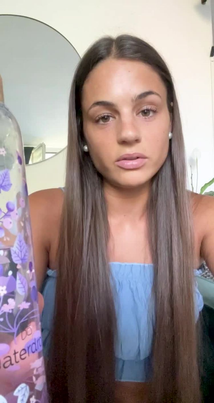 Conso Vidéo de Hannah pour Waterdrop