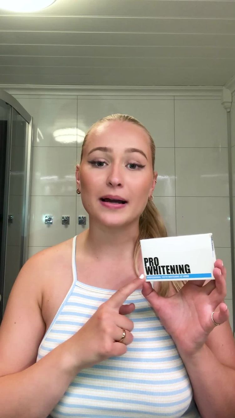 Cosmetics Video of Mathilde for ProWhitening