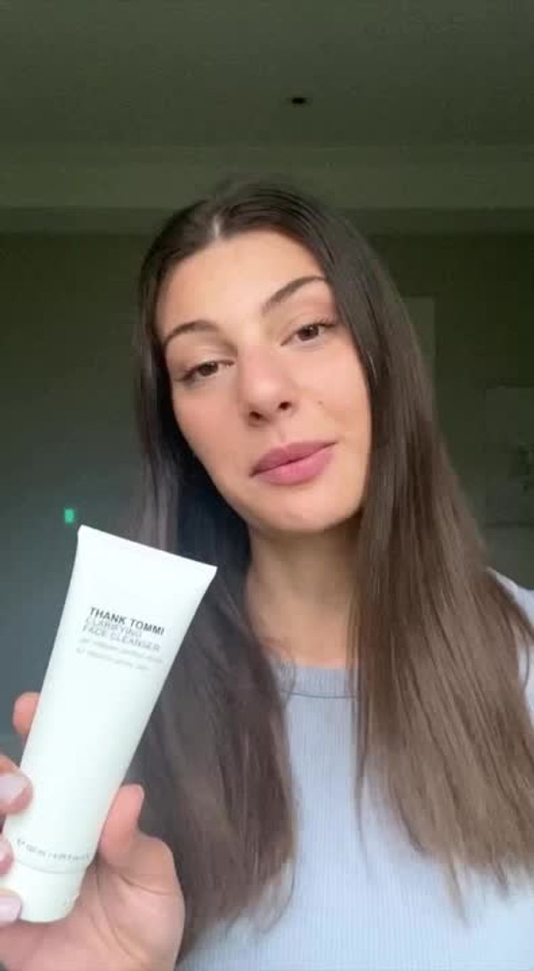 Kosmetik Video von Rebecca für tommi skin