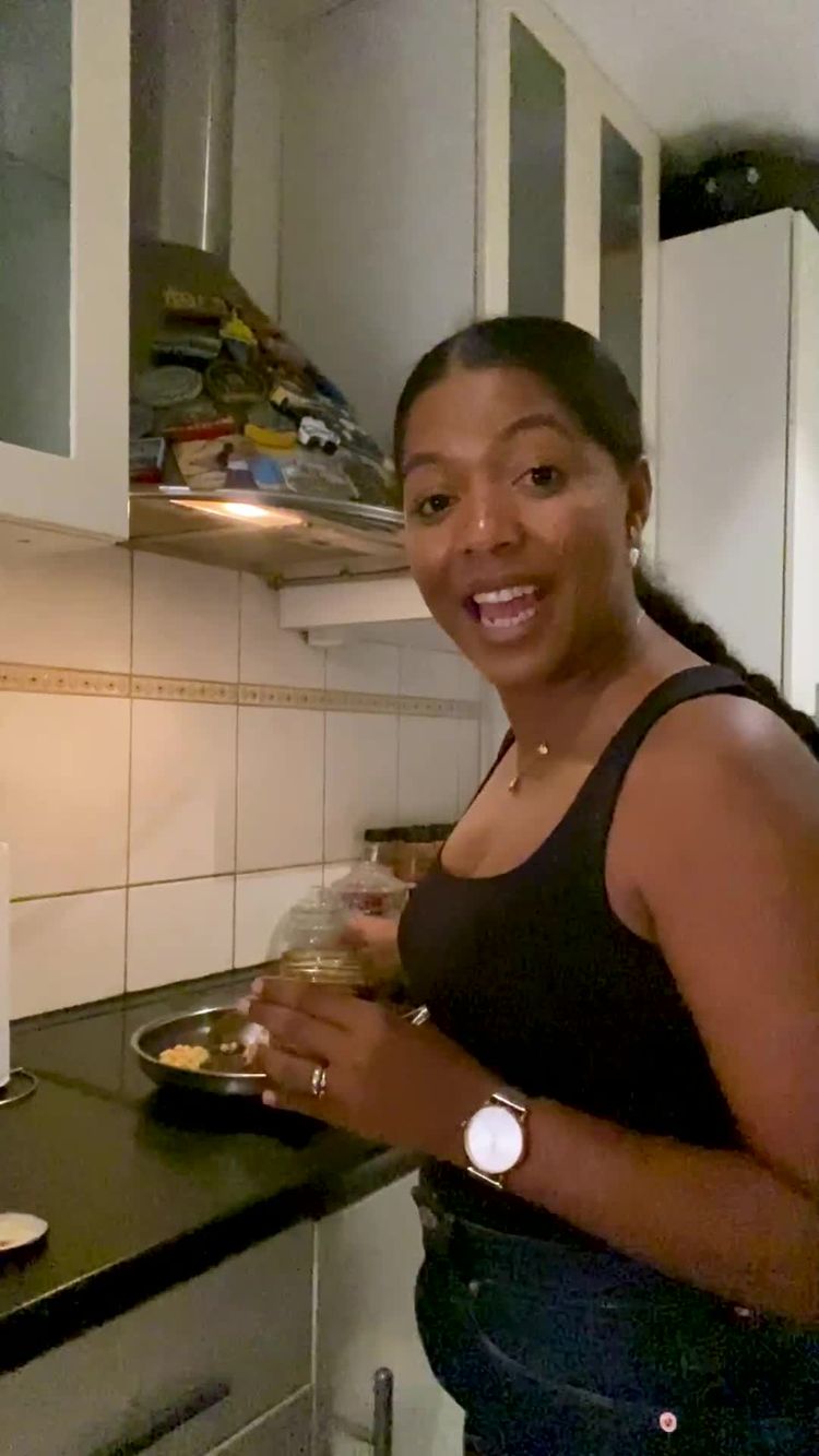 Home Video of Jeandrelyse for ONYX Cookware