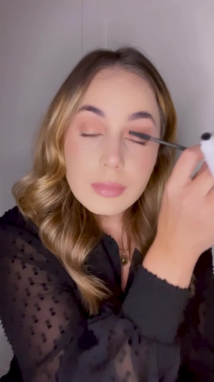Kosmetik Video von Denisè für KESS