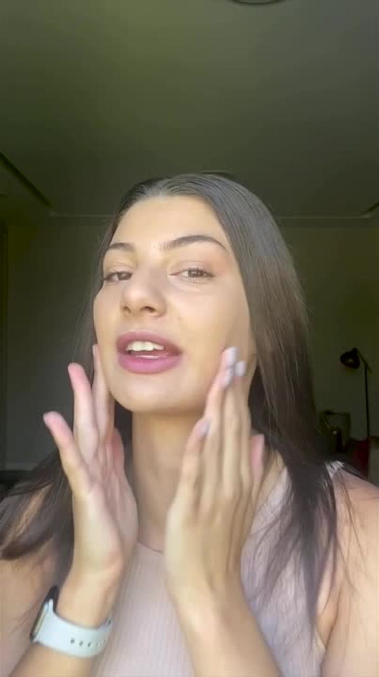 Kosmetik Video af Rebecca for Urban Active Naturals