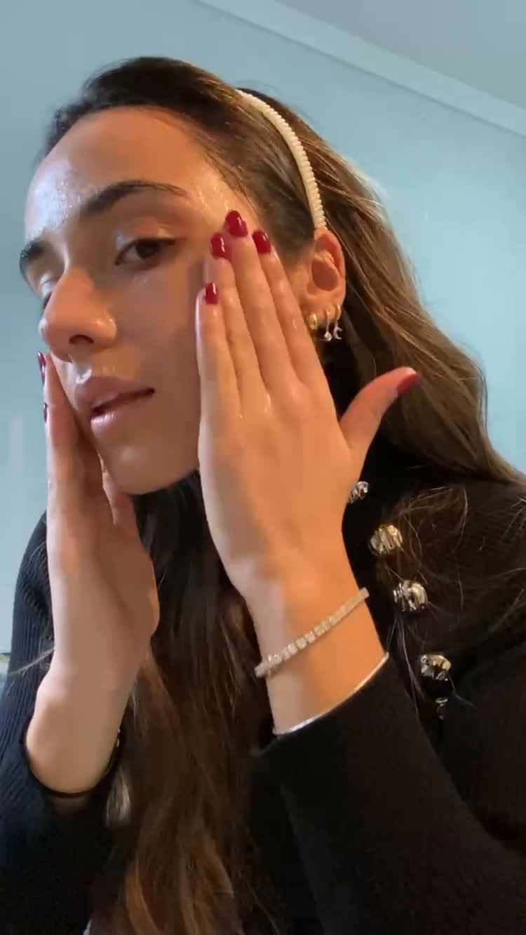 Kosmetik Video von Daniela für Freshly Cosmetics