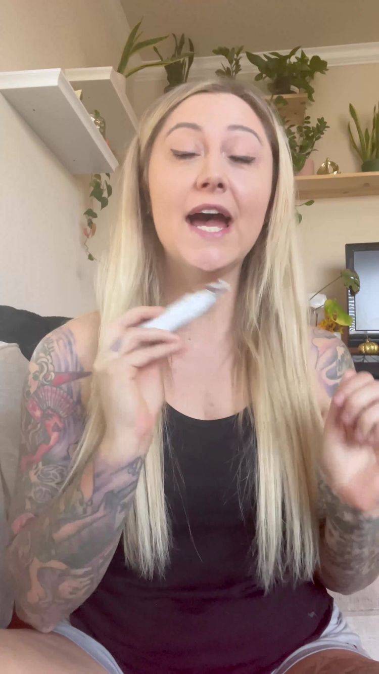 Mad Video af Torrey for NuGo Nutrition