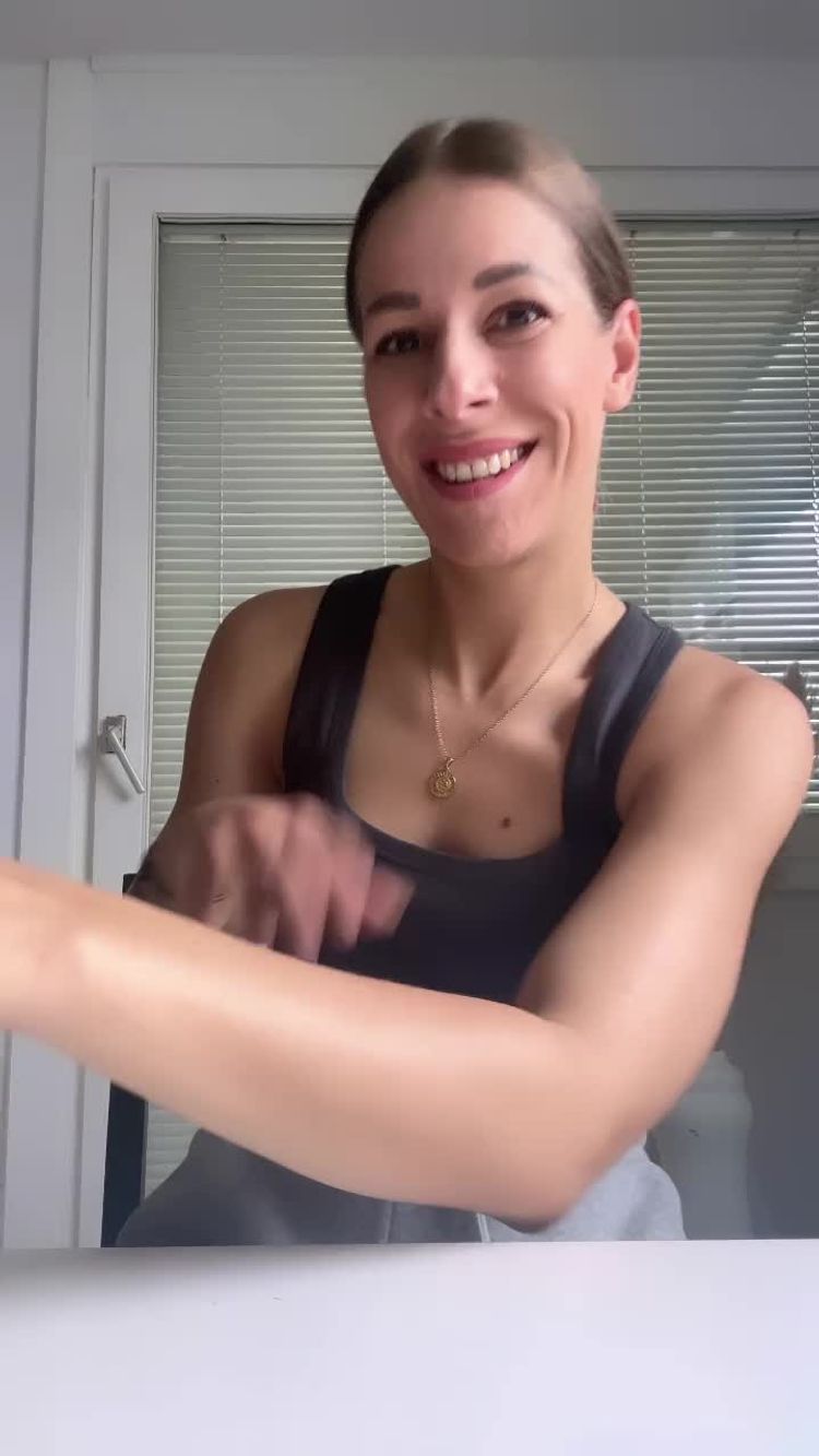 Cosmetics Video of Lucia for 4kidsandus