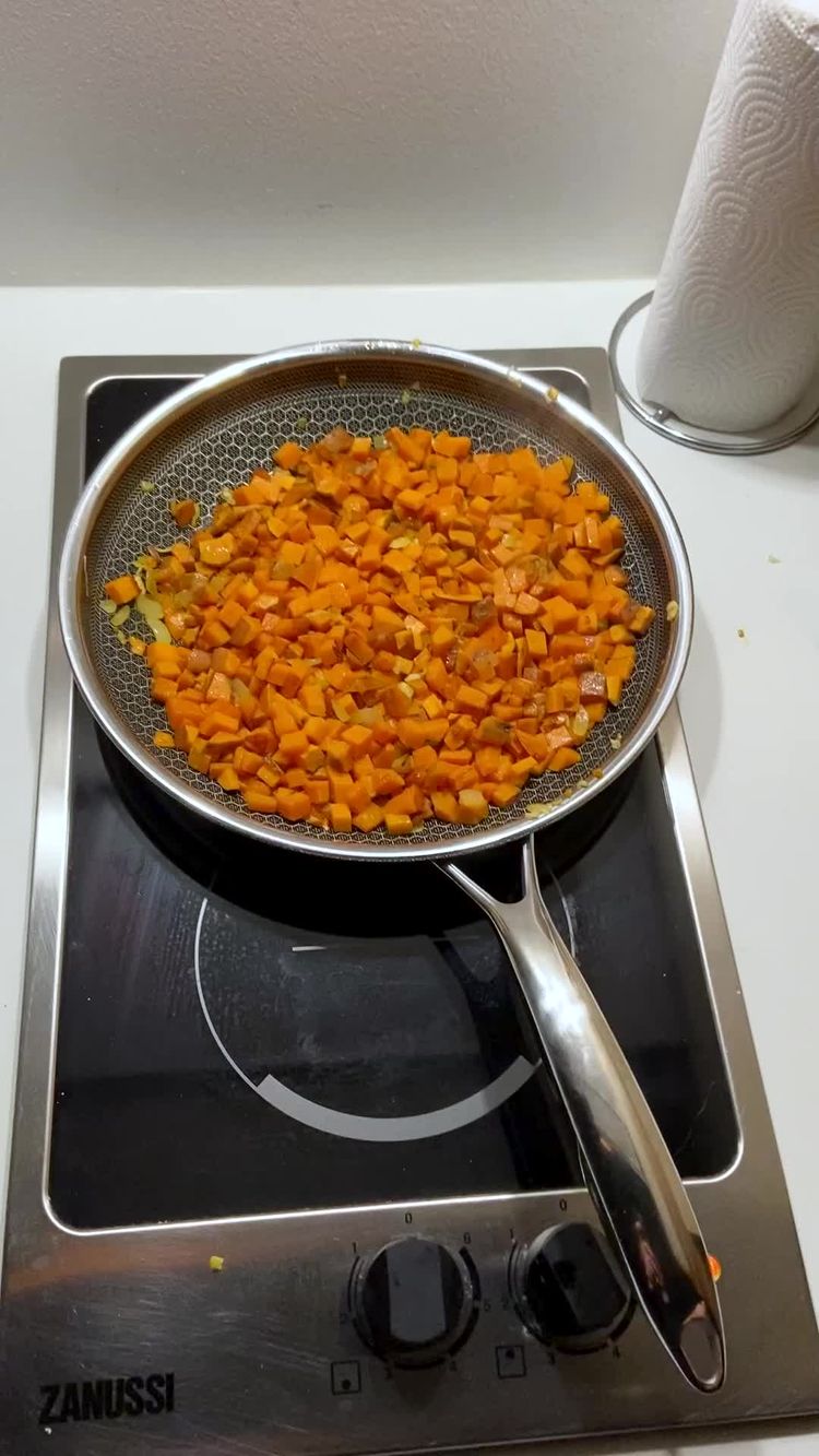 Hjem Video af Konstantin for ONYX Cookware