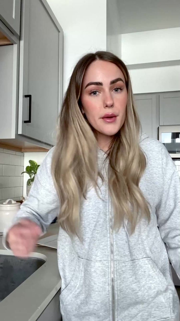 Hjem Video af Sarah for Papaya