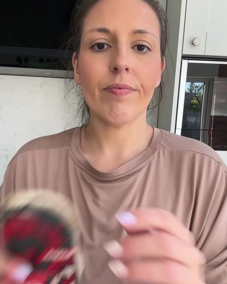 Video of Karlie for Kiddo Soles