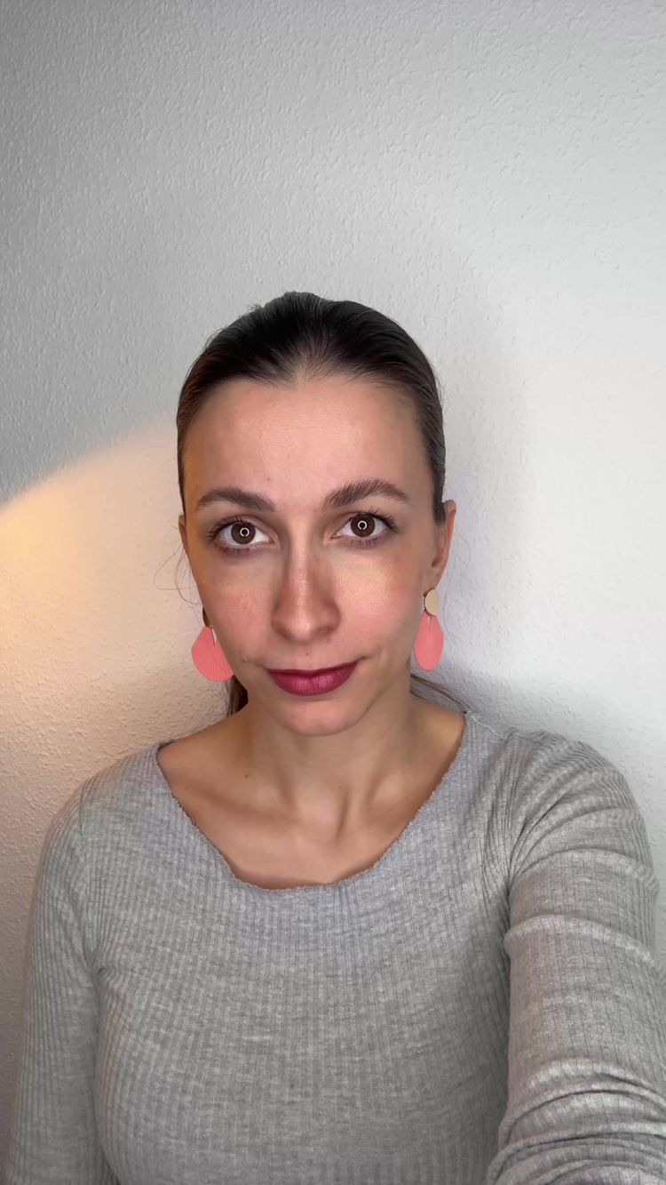 Aplikacije i digitalne usluge Video od Raquel za Speak