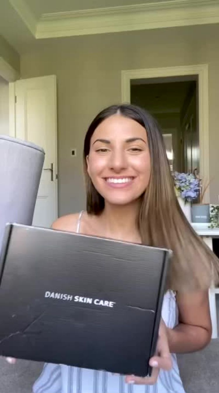 Kosmetik Video von Hayley für Danish Skin Care