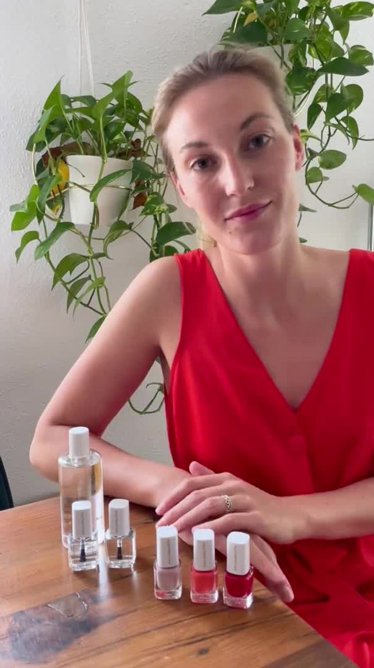 Cosmetici Video di Laura per Kia Charlotta