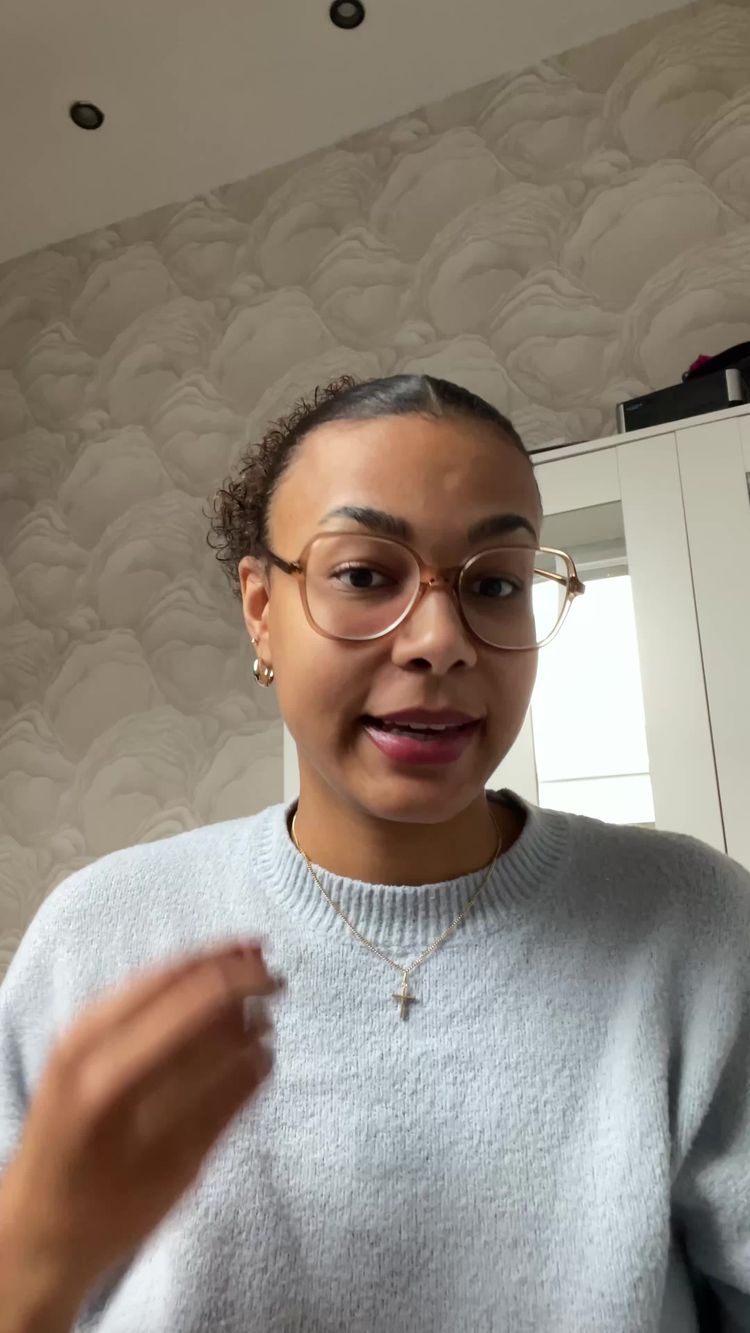 Hudpleje Video af Samantha for Self