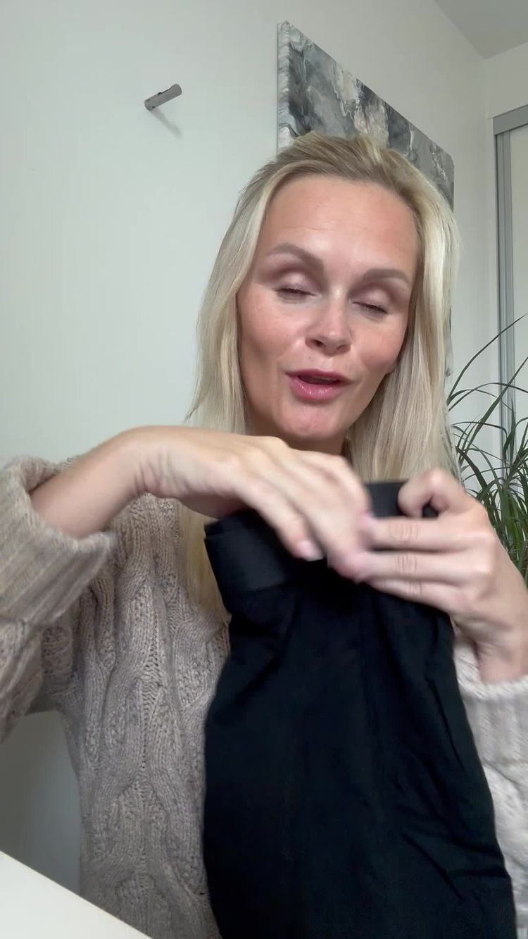 Fashion Video of Lea Christensen for Undy