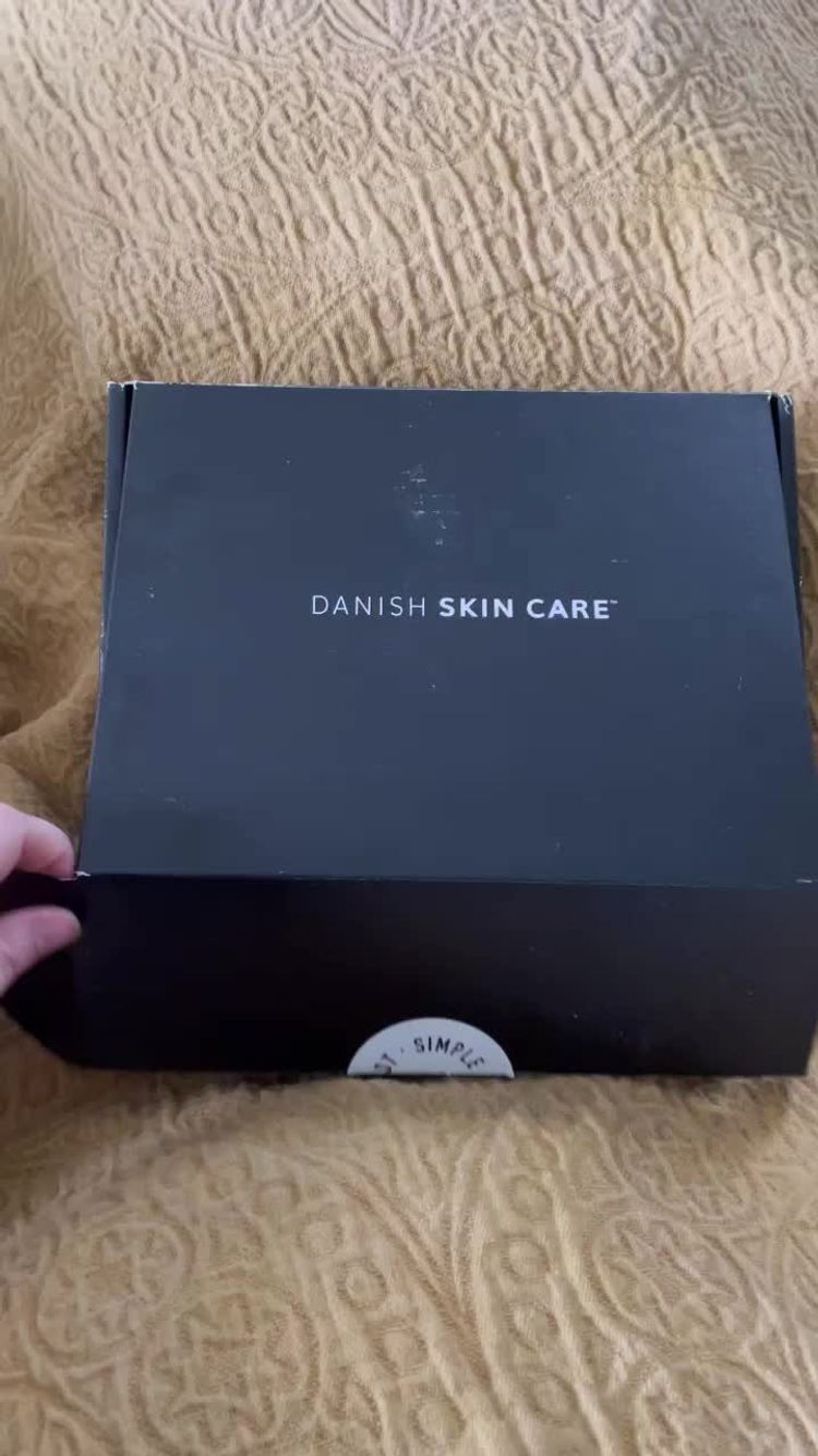 Cosmetica Video van Morgan voor Danish Skin Care