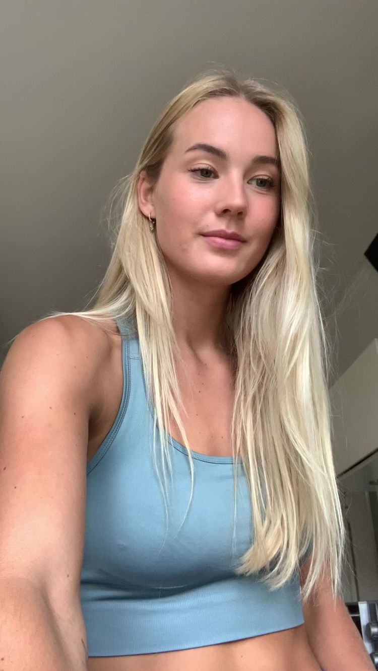 Healthy Video of Amalie for ColonBroom