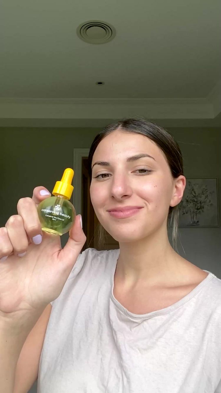 Kosmetik Video von Hayley für Conserving Beauty