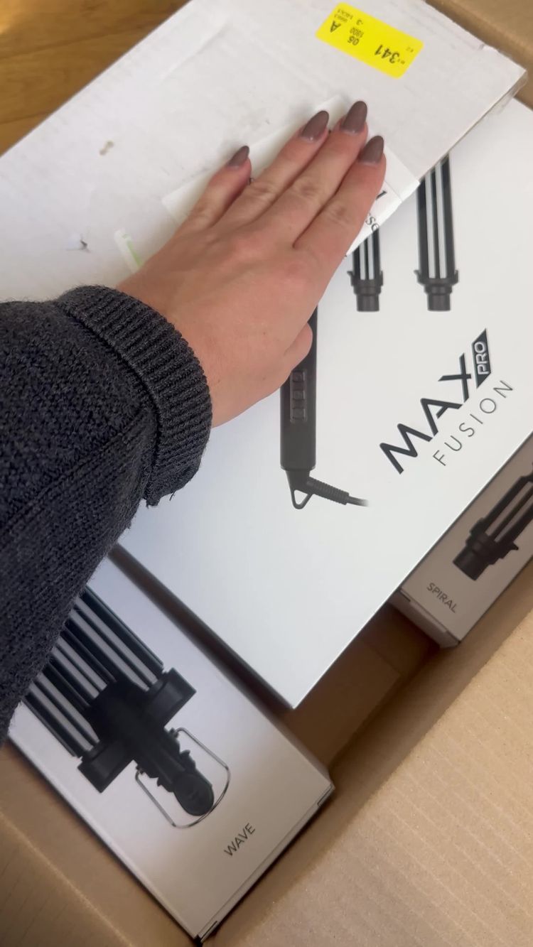 Consumer Goods Video of Alina for Max Pro X MOHI