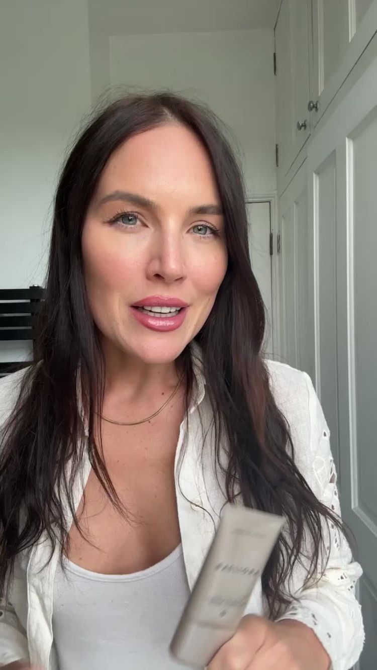 Skincare Video of Holly for Bagliora