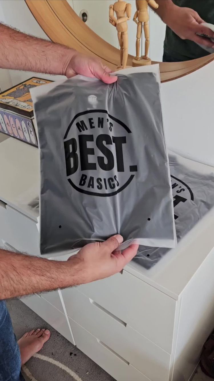 Moda Video of Juan Jose for Men's Best Basics
