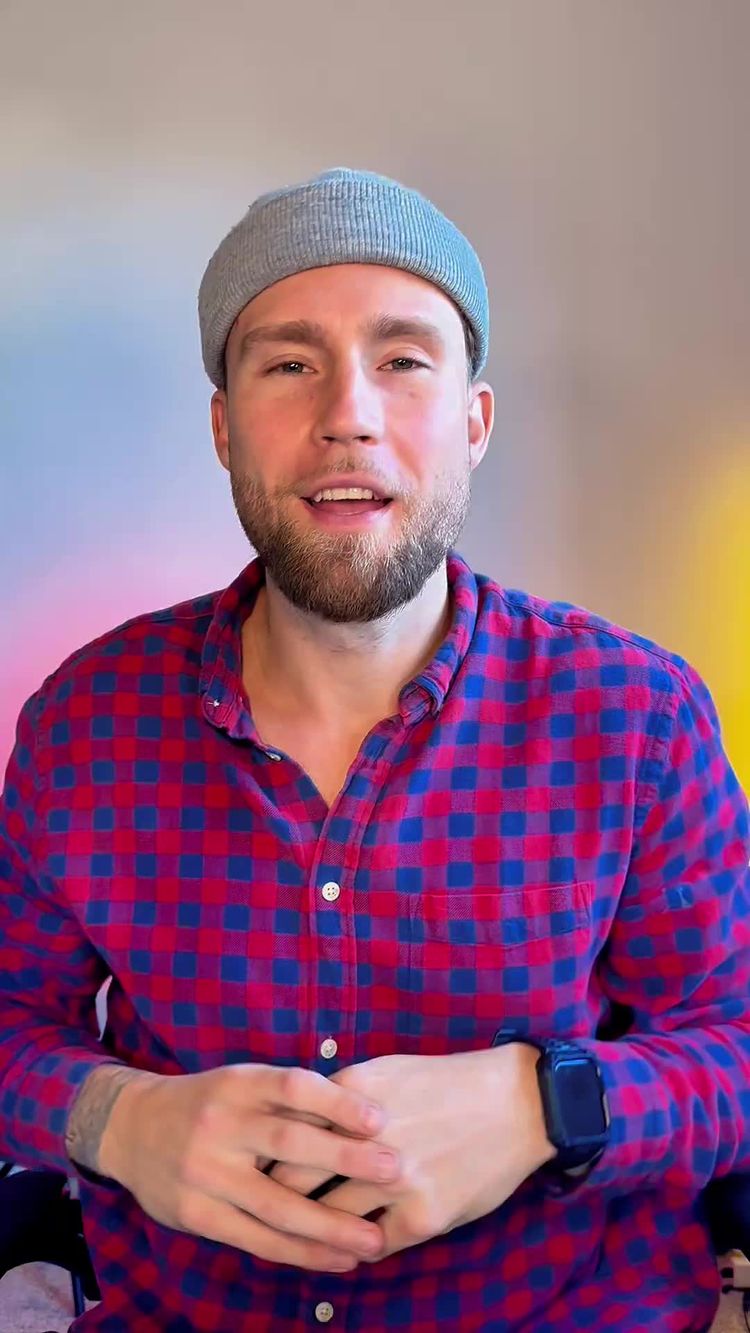 Apps & Digital Services Video of Adam for Preply