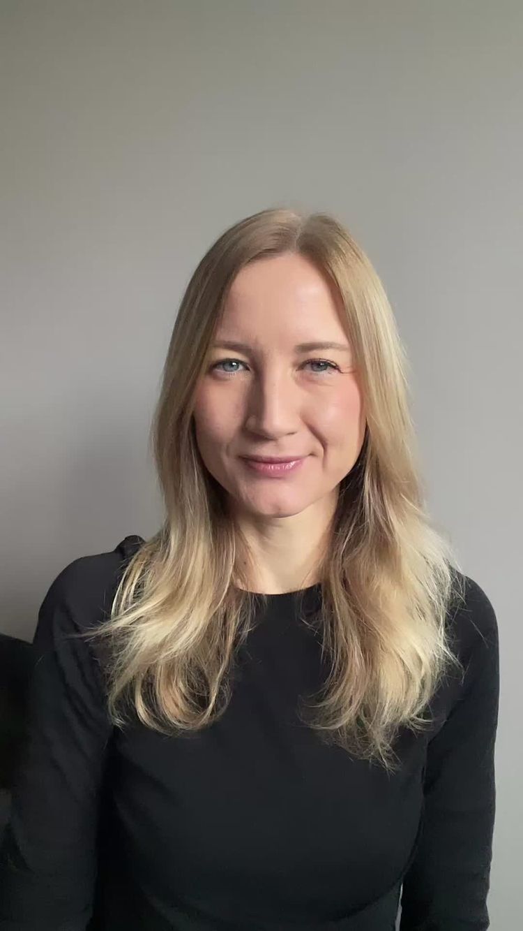 Consumer Goods Video of Stephanie for ShowSlot GmbH