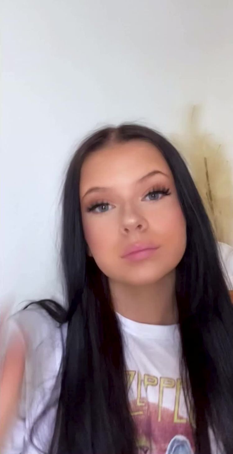 Kosmetik Video von Kayla für Avella Beauty