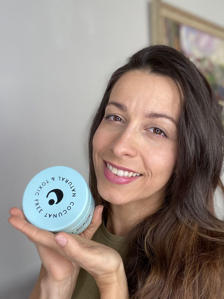 Skincare Photo of Raquel for COCUNAT
