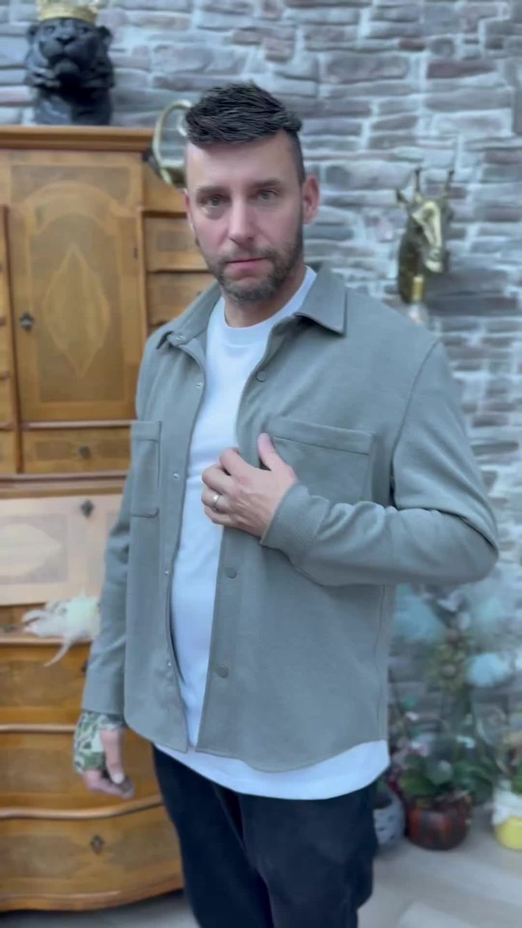 Moda Vídeo de Daniela para Men's Best Basics