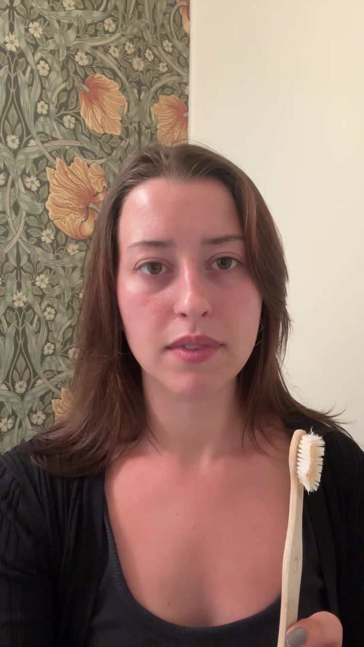 Hudpleie Video av Samantha  for Brevi Brush