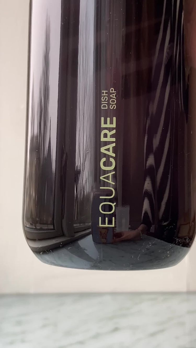 Hudpleje Video af Cassandra for EQUA CARE