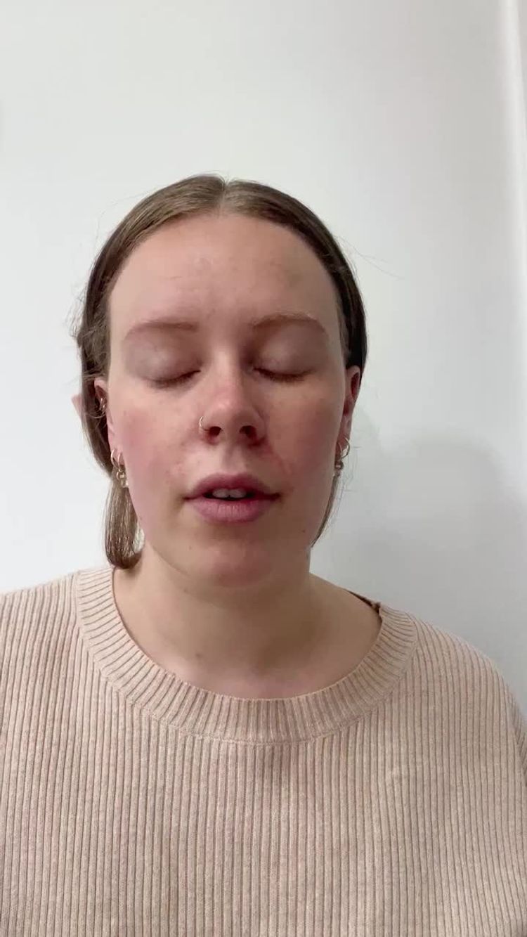 Kosmetik Video af Caitlin for Alluring Minerals