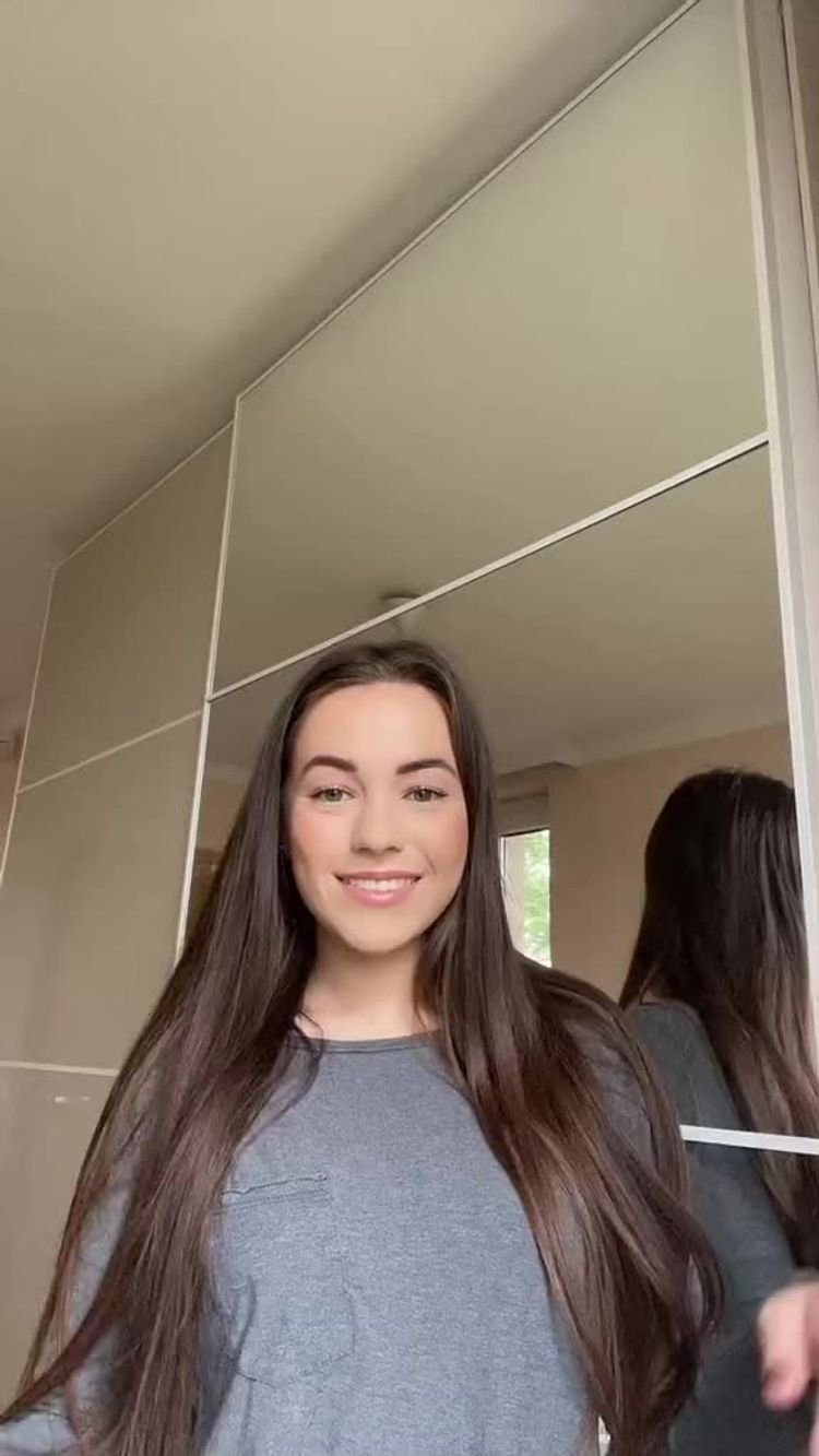 Biens de Consommation Vidéo de Jázmin pour Gizzmo