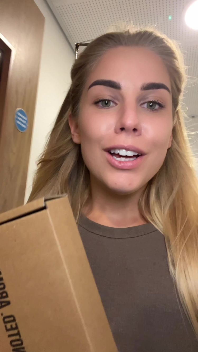 Skincare Video of Emilija for Noted Aromas