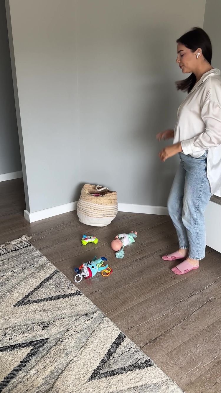 Aplicativos e Serviços Digitais Vídeo de Kayla para Happyo