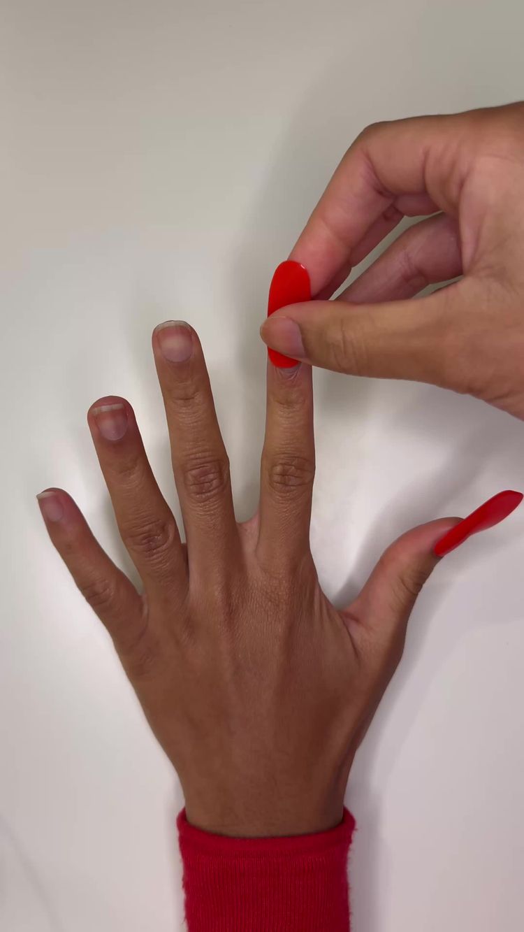 Cura della Pelle Video di Janel Lisa  per Manicure Brand