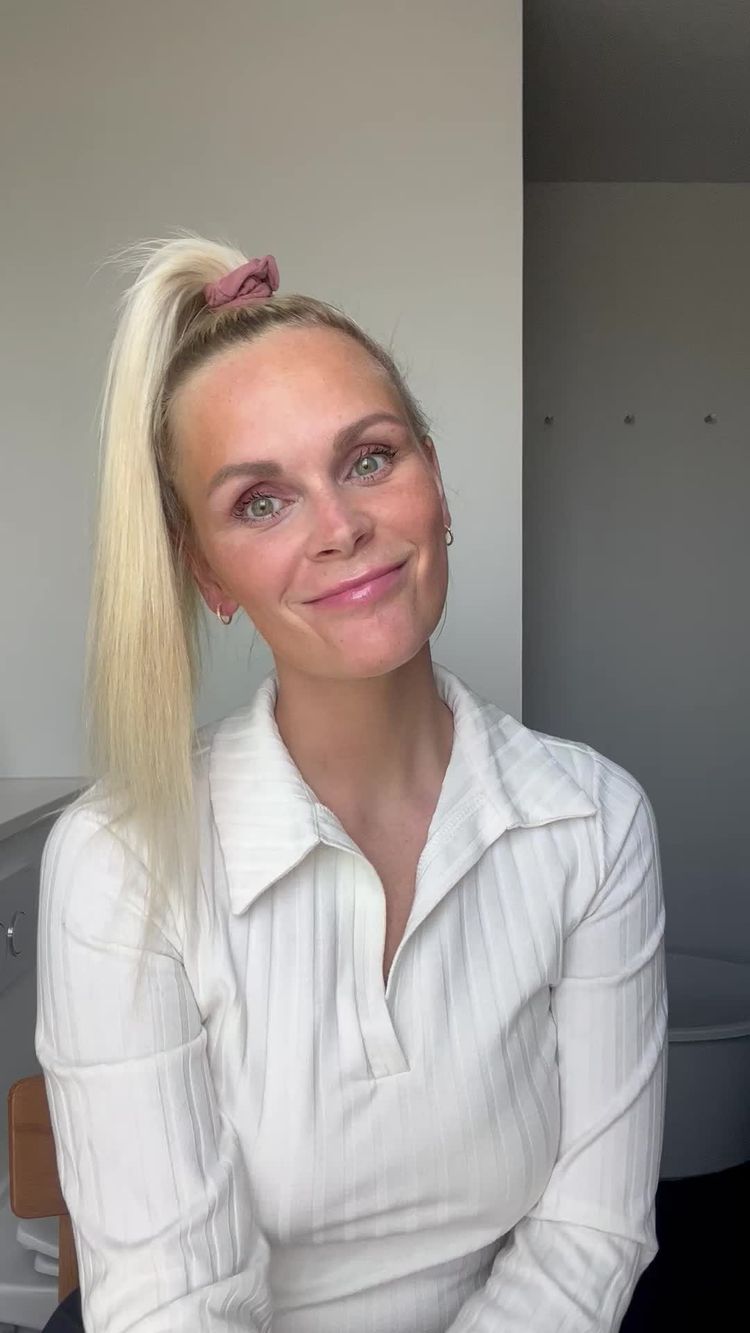 Dodaci Video od Lea Christensen za Elisabeth Crossley-Wright