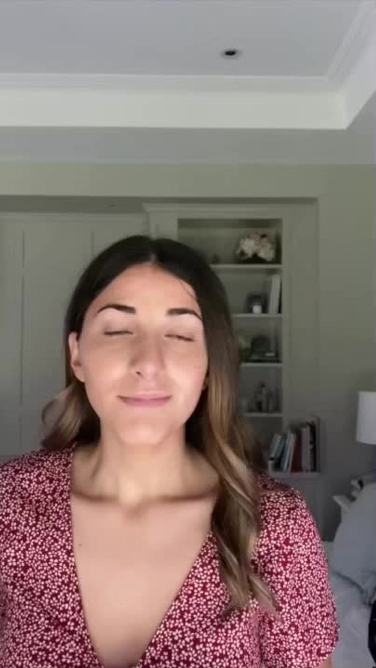 Kosmetika Video av Hayley för Danish Skin Care