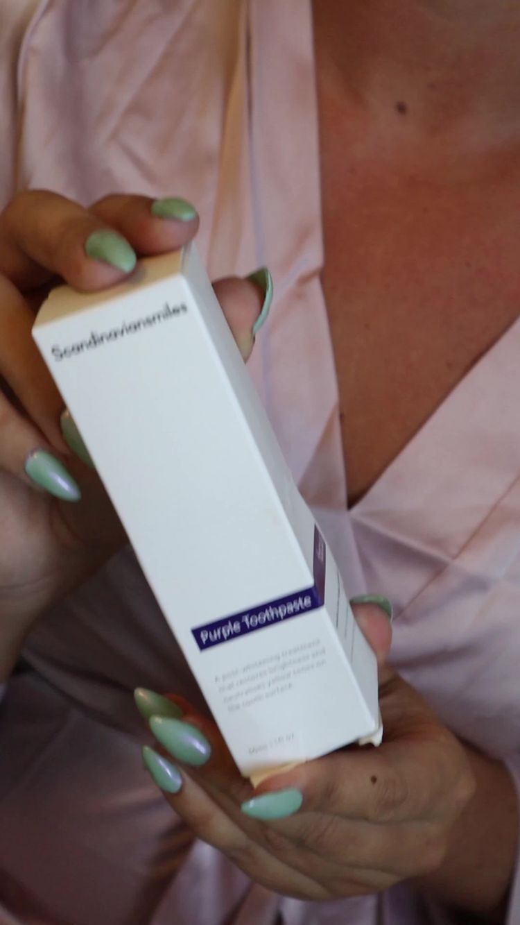 Hudvård Video av Jennifer för Scandinaviansmiles