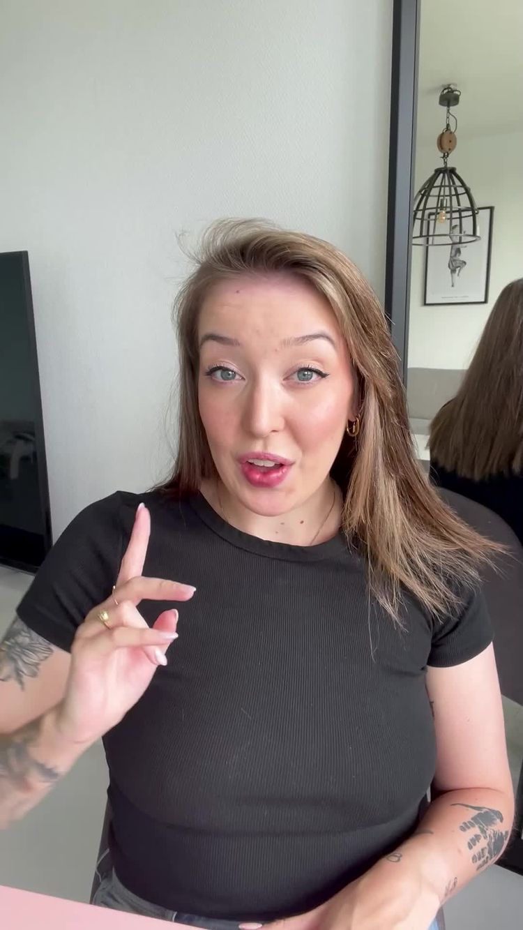 Kosmetik Video af Sasha for HiCurlies