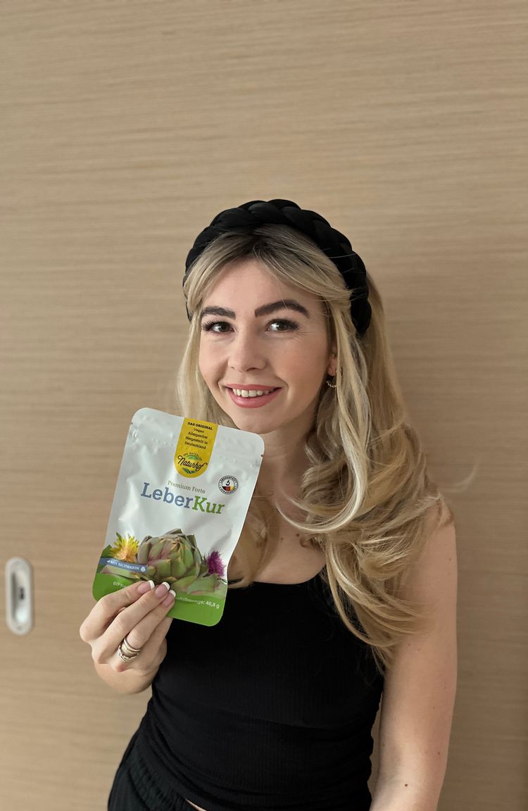Healthy Photo of Julia for Steiger Naturals