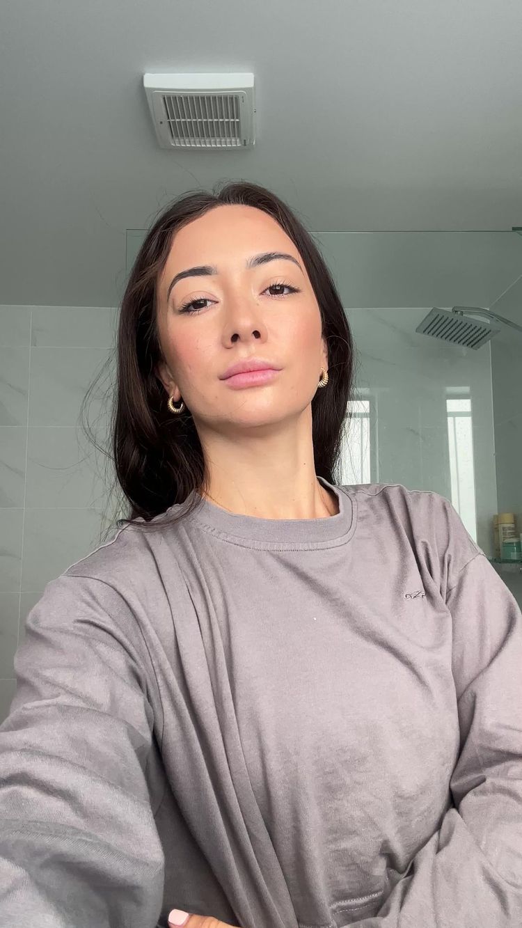 Skincare Video of Sarah for Polarwise