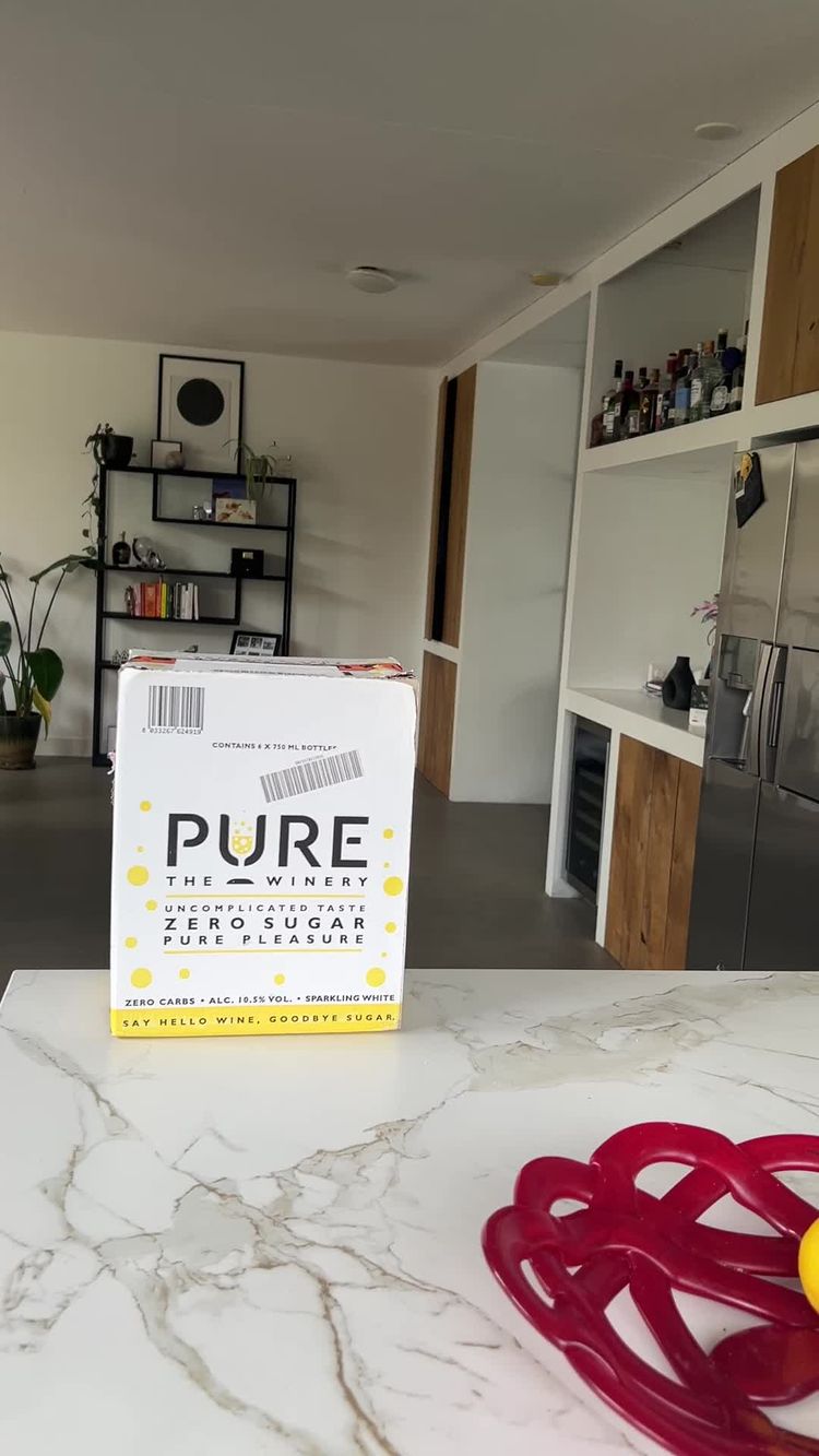 Alimentation Vidéo de Laila pour PURE The Winery