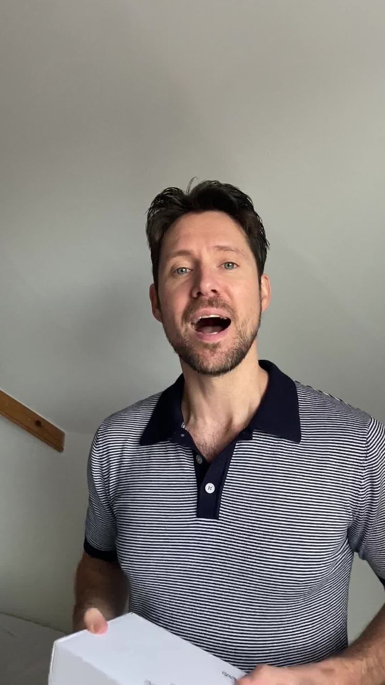 Skincare Video of Tom for Parfumado