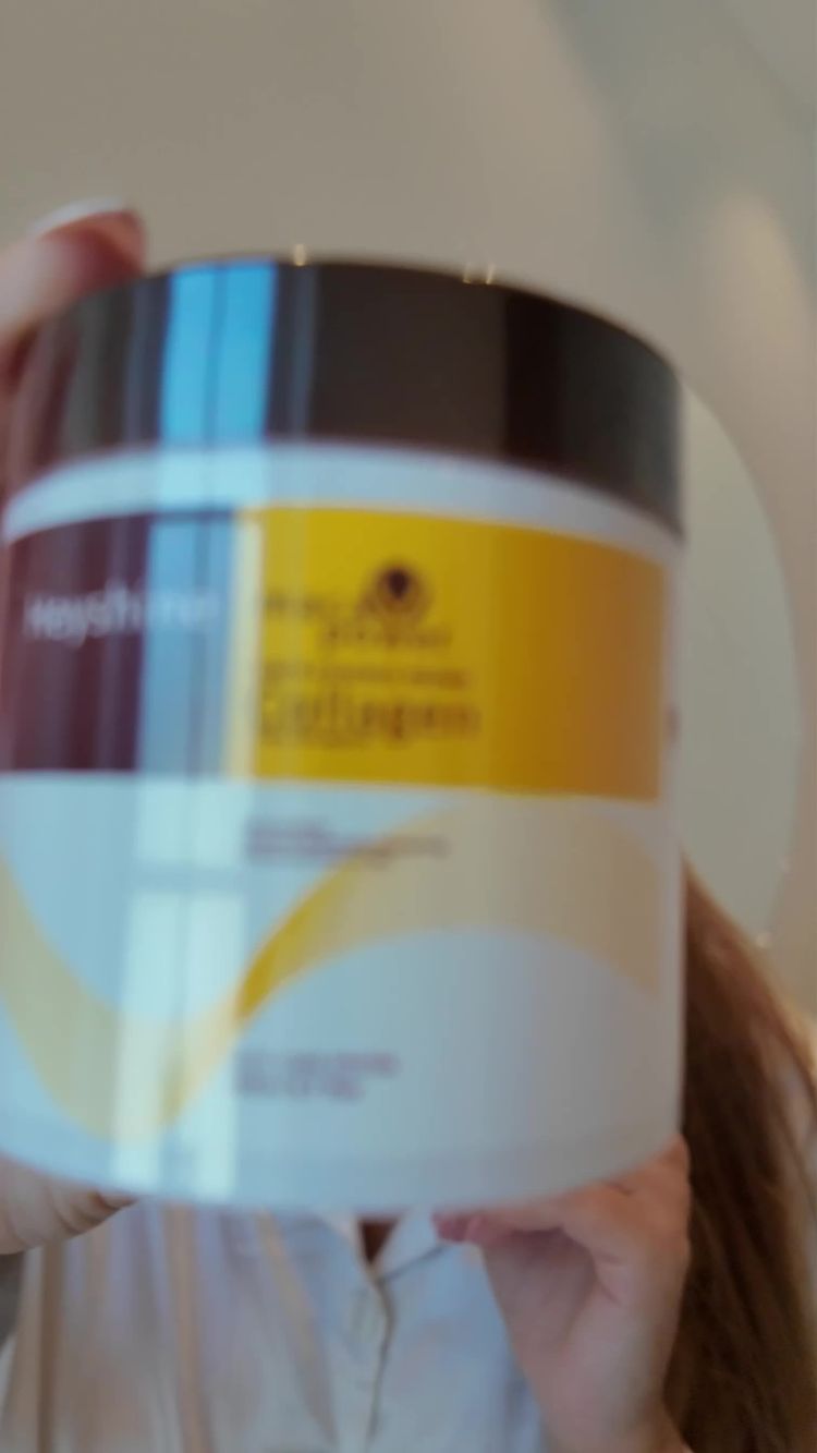 Skincare Video of Sascha for Heyshine