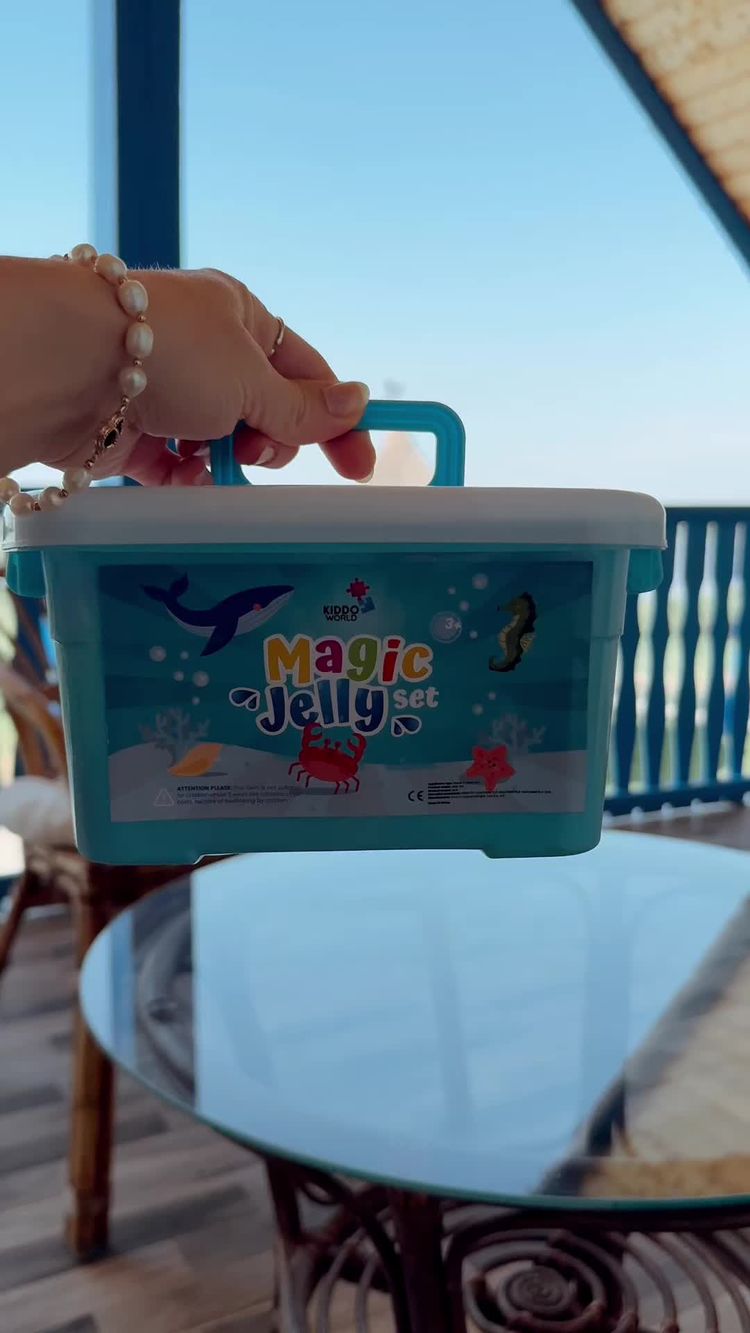 Família Vídeo de Alexandra para Kiddo World