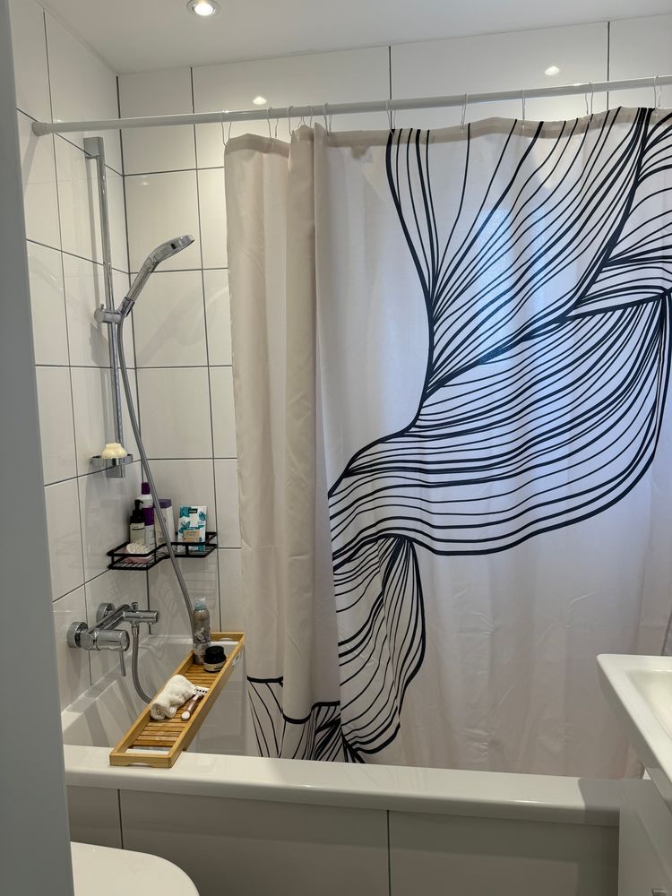 Heim Foto von Lisa-Marie für SHOWERNESS