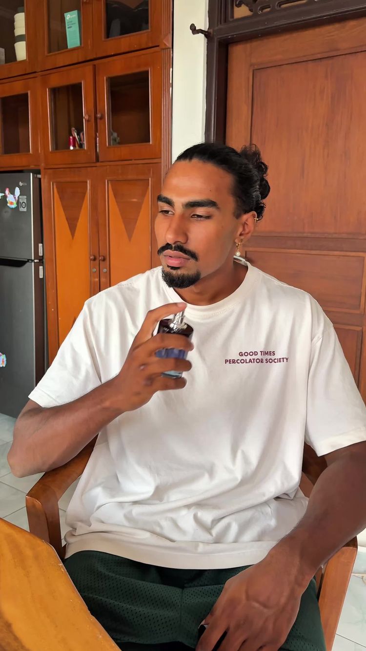 Hautpflege Video von Jasmin  für Pure Parfum