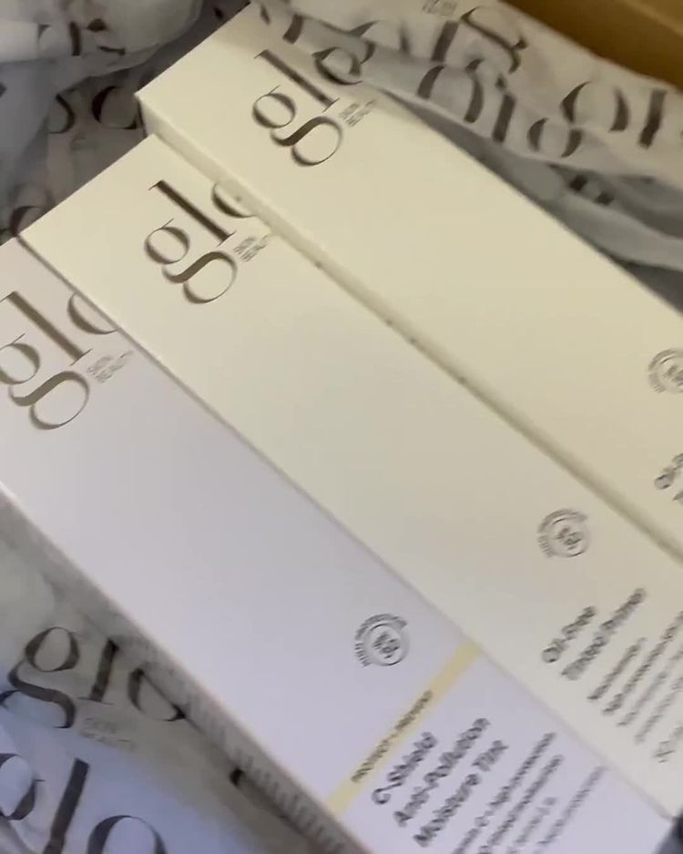 Hudpleie Video av Stine for Glo Skin Beauty